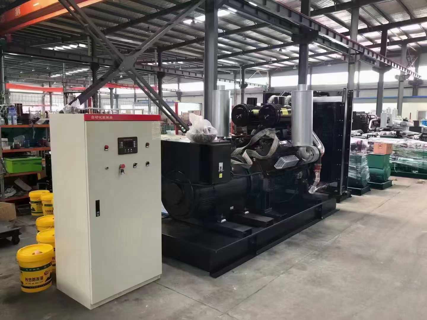 吉阳柴油发电机运行时的噪音和振动水平如何？